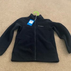 Kids Colombia fleece NWT black  youth M